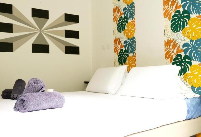 اتاق استاندارد با بالکن, Lindsey Hôtel