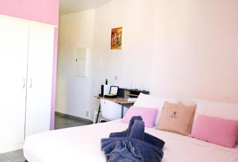 اتاق سوپریور با تخت بزرگ, Lindsey Hôtel
