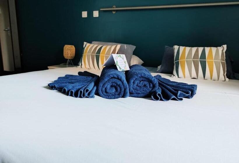 اتاق اکونومی, Lindsey Hôtel