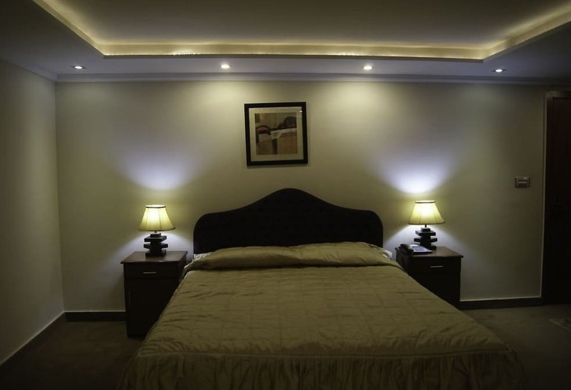 اتاق لوکس, Pak Heritage