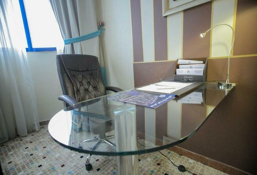 غرفة قياسية, Qasr Al Sahab