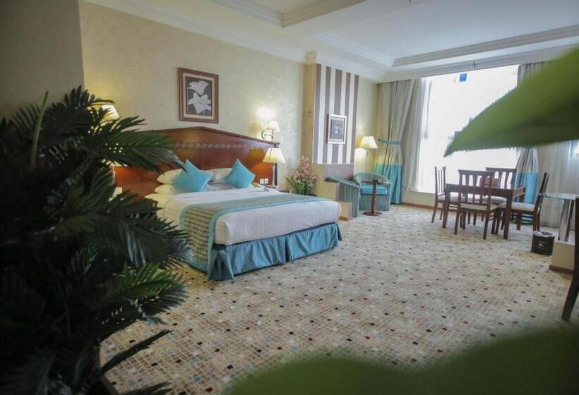 جناح ملكى, Qasr Al Sahab