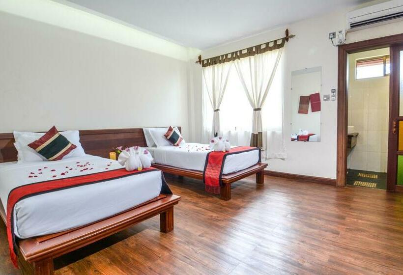 اتاق لوکس, Queen Jamadevi