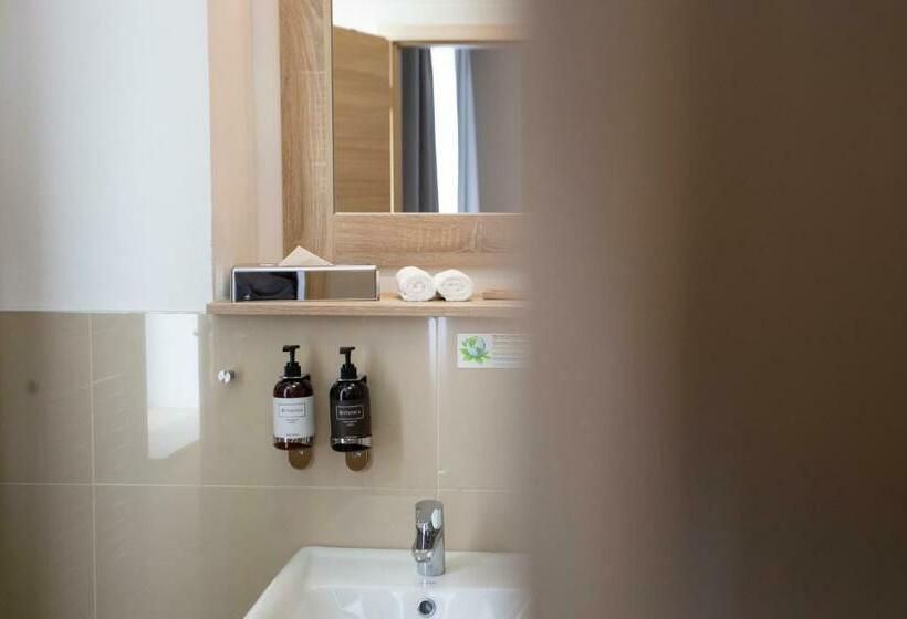 １ベッドルームアパートメント, Salamandra