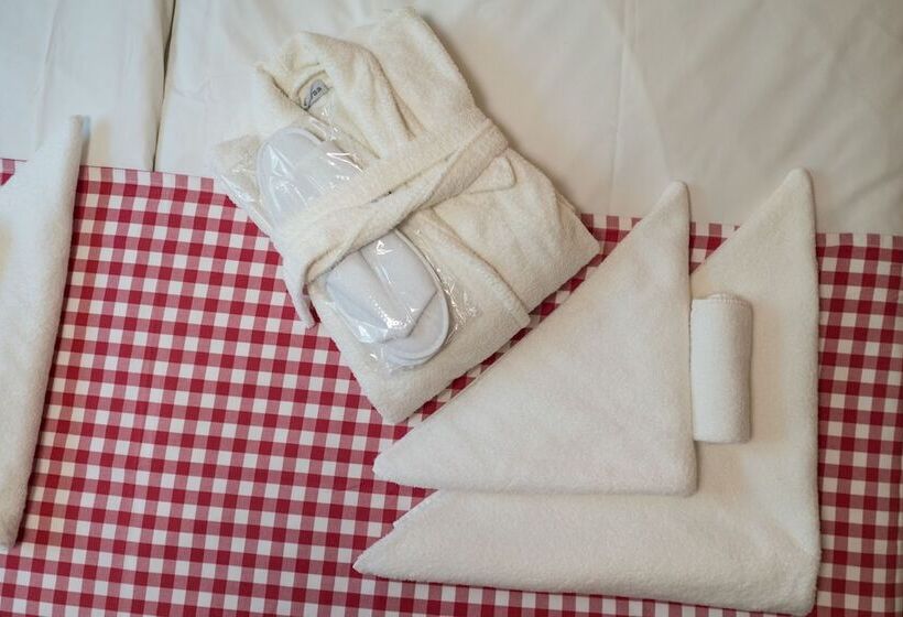 スタンダードルーム, Salamandra