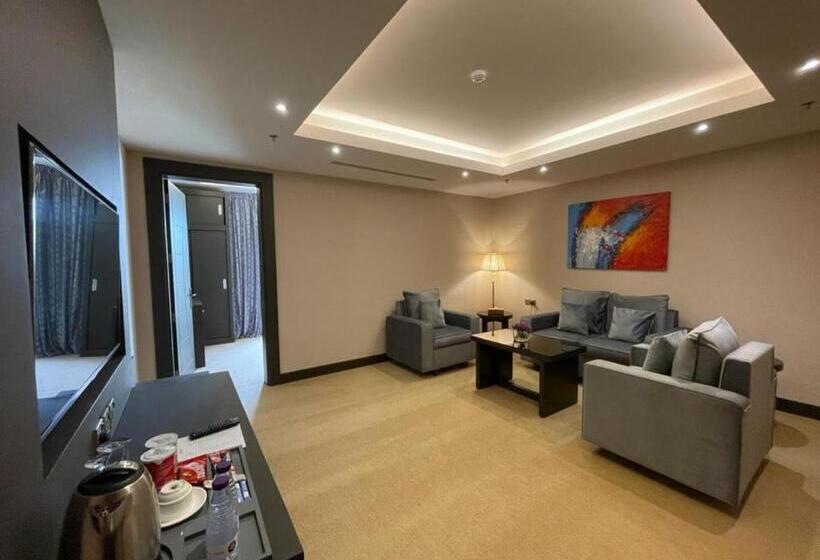 小型套房, Sama Inn