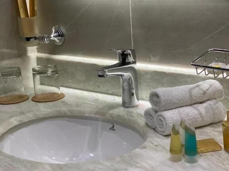 高级大房间, Sama Inn