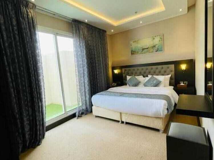 高级大房间, Sama Inn