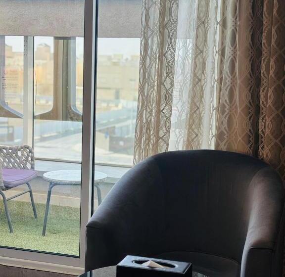 高级大房间, Sama Inn