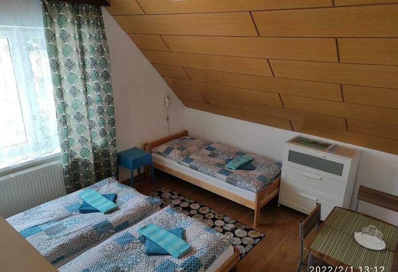 스탠다드 트리플 룸, Tatrania