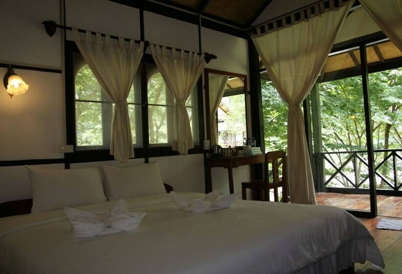 بنجلو قياسى مزوَّد بشرفة, Phaxang Resort Nong Khiaw