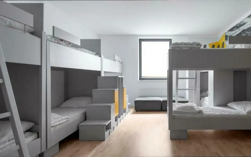 تختخواب در اتاق مشترک, Youth Hostel Trbovlje