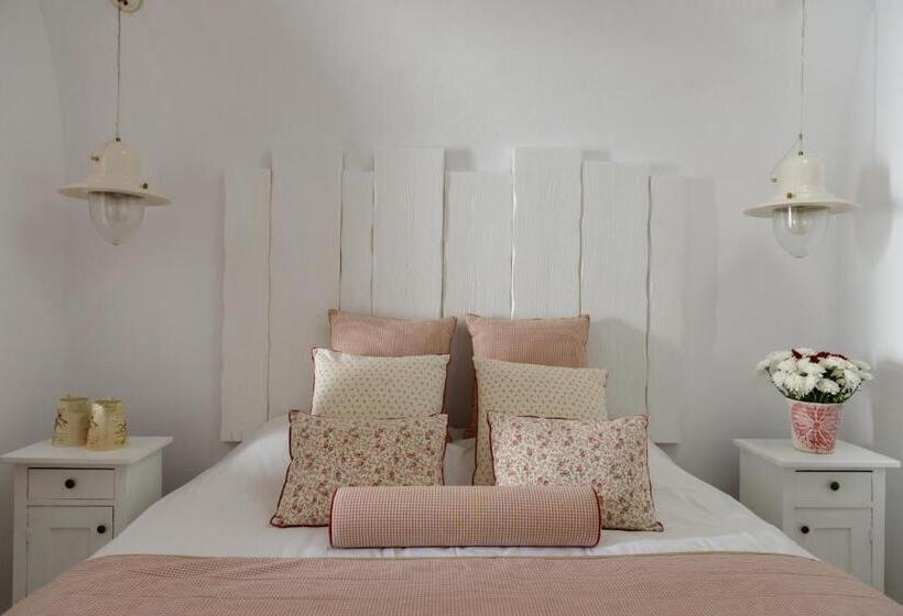 クイーンサイズベッドのスイートルーム, Senses Suites