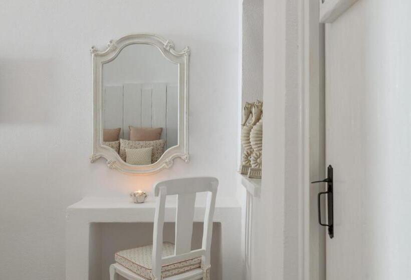 Люкс Кровать Кинг, Senses Suites