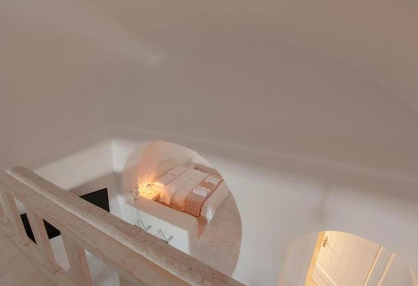 Люкс Мастер, Senses Suites