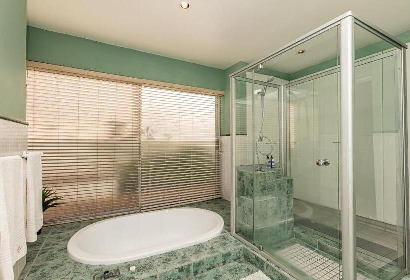 جناح عائلي, Admiralty Bed & Breakfast