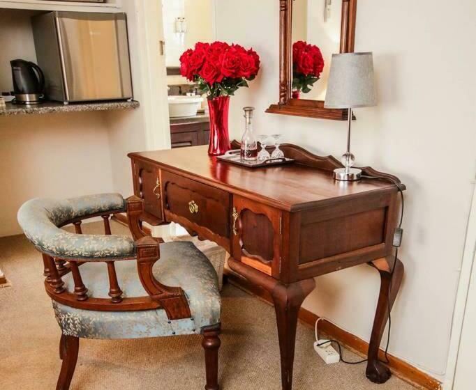 스탠다드 룸 킹사이즈 침대, Aberdeen House