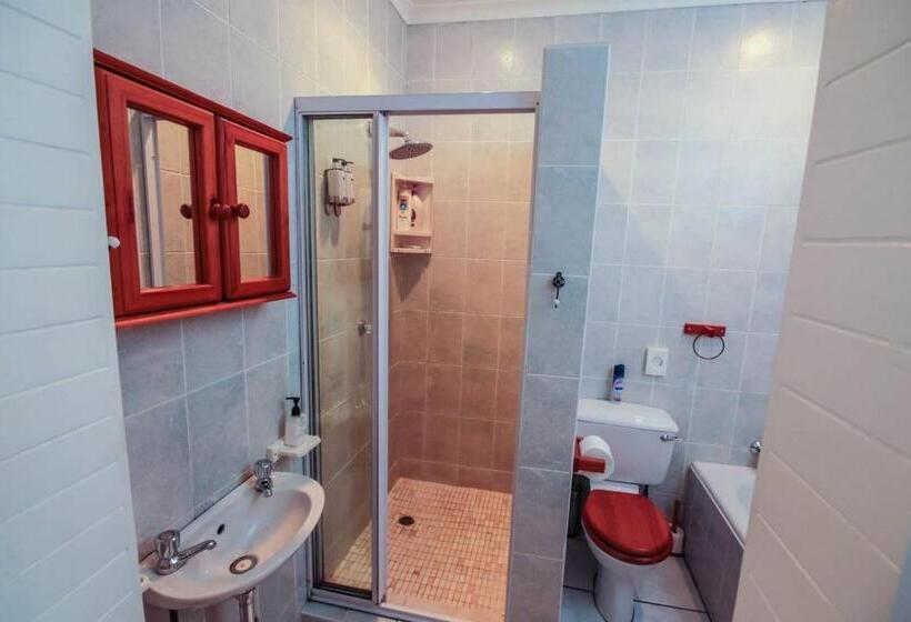 침실 1개 아파트, Aberdeen House