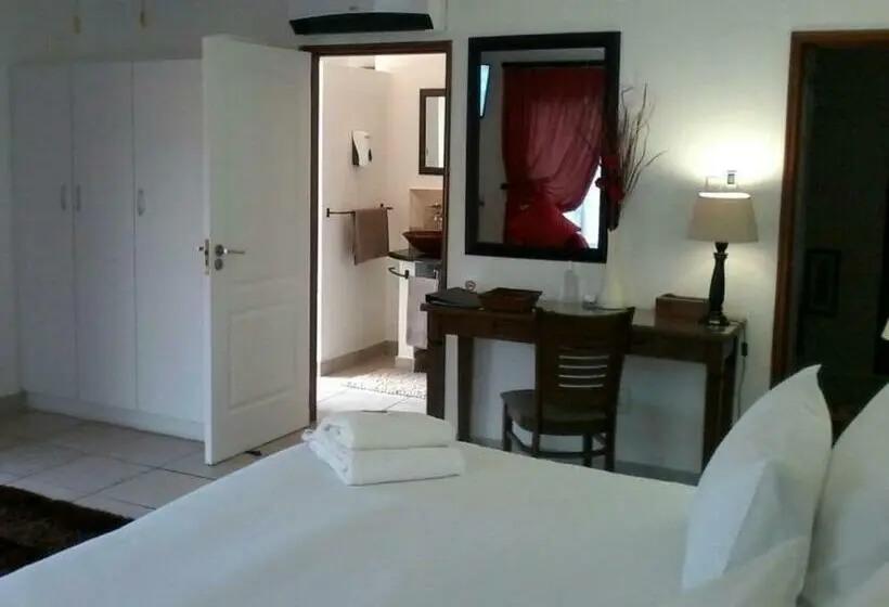 キングサイズベッドのデラックスルーム, Akidogo Guest House