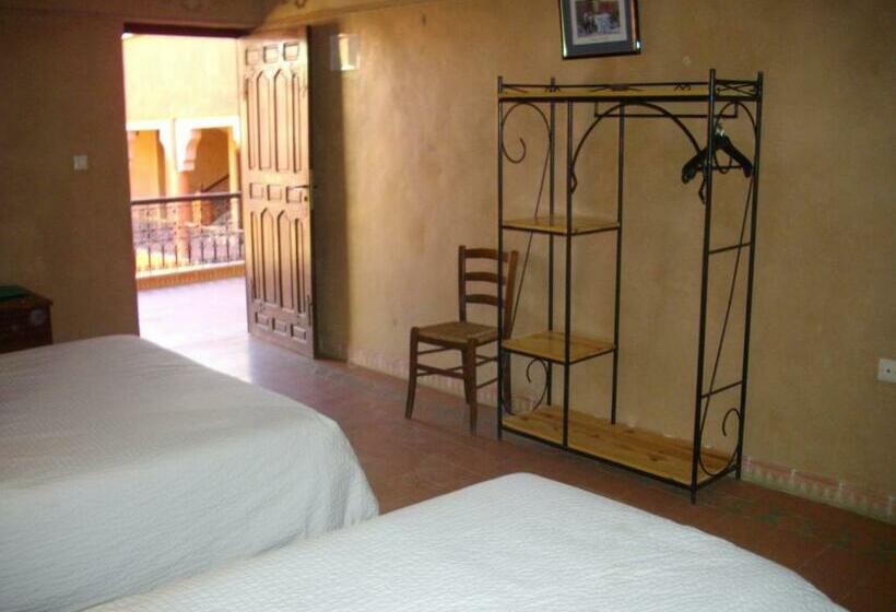 标准三人间, Kasbah Zitoune