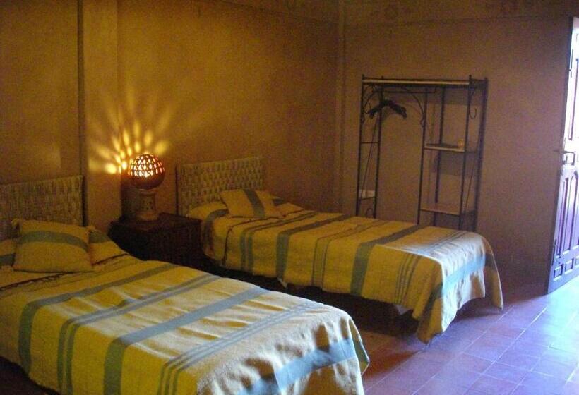 4인용 스탠다드 룸, Kasbah Zitoune