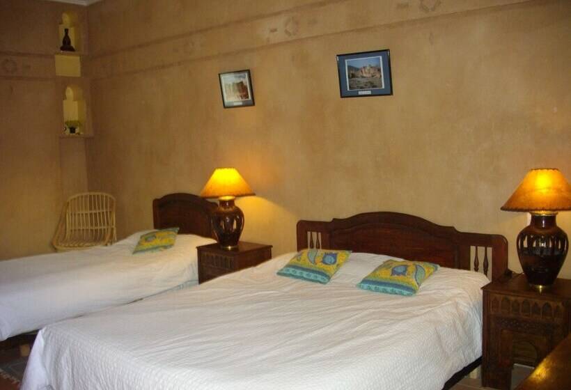 标准三人间, Kasbah Zitoune