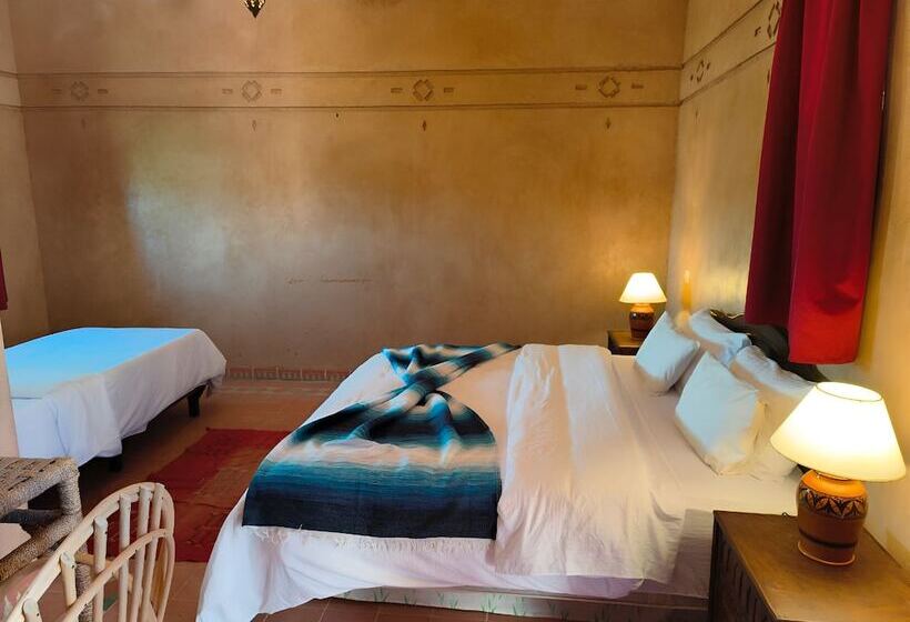 标准三人间, Kasbah Zitoune