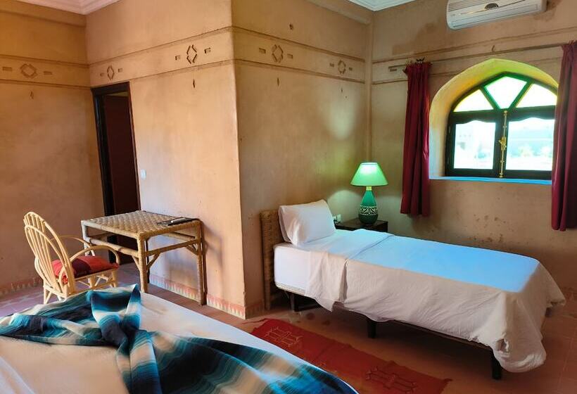 标准三人间, Kasbah Zitoune