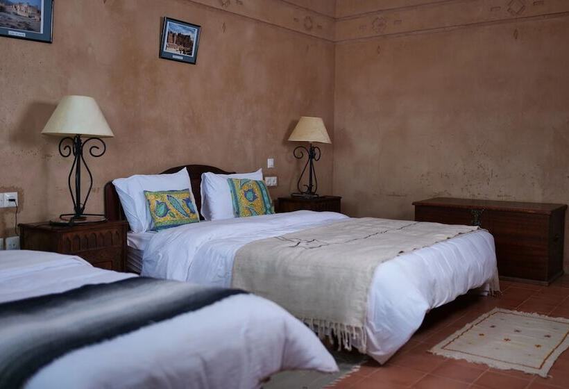 标准三人间, Kasbah Zitoune