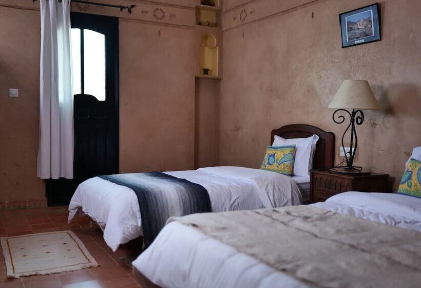 标准三人间, Kasbah Zitoune