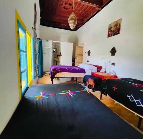 Четырехместный Номер Стандарт, Le Retour Au Calme Maison D Hôtes