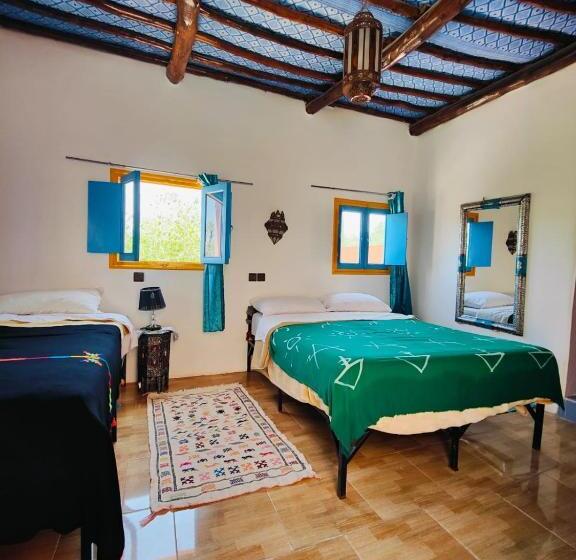 اتاق استاندارد سه نفره, Le Retour Au Calme Maison D Hôtes