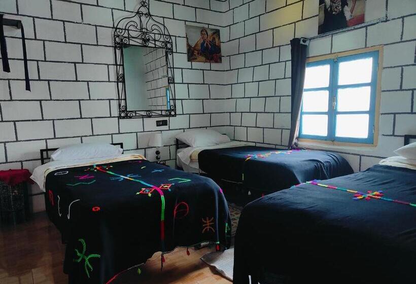 Дом 1 Спальня, Le Retour Au Calme Maison D Hôtes