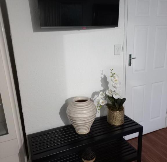 デラックススイート, North Haven Country Estate