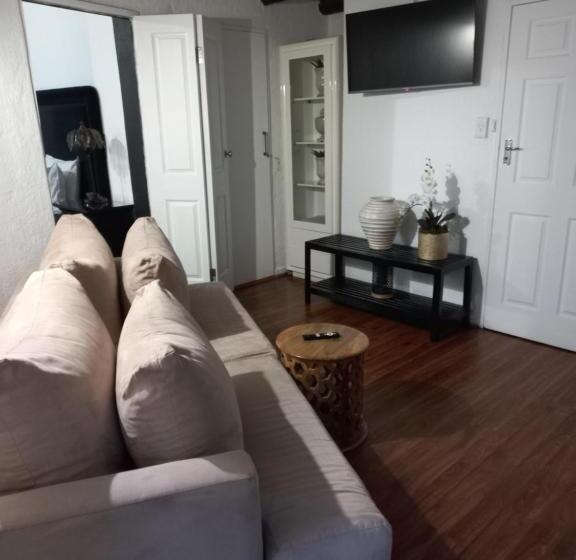 デラックススイート, North Haven Country Estate