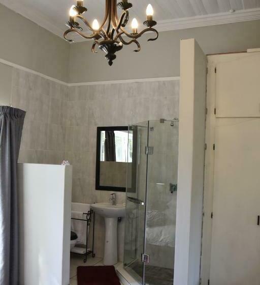 Номер Deluxe, Poetry Guestrooms