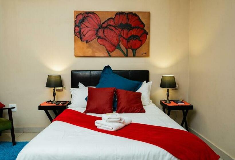 标准间, Riverbank Lodge