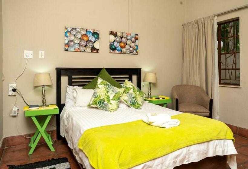 Номер Стандарт, Riverbank Lodge