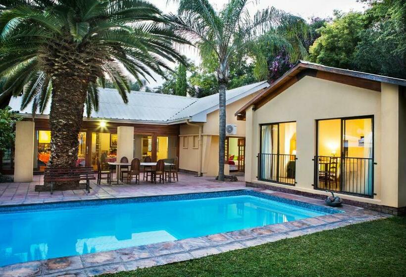 标准间, Riverbank Lodge