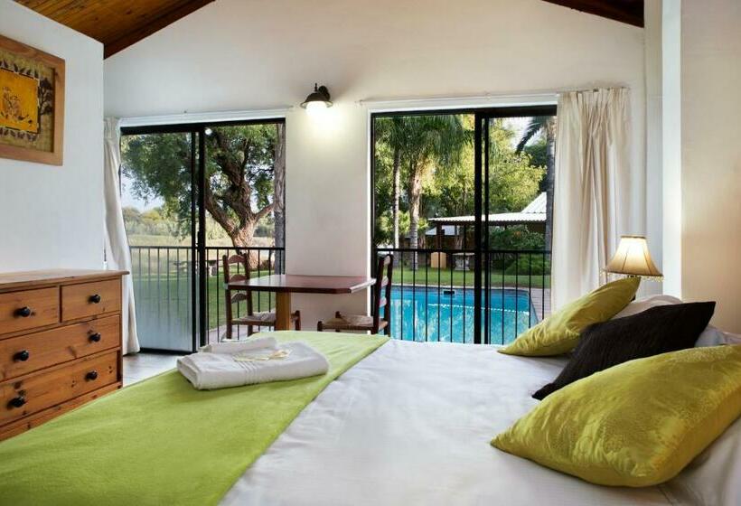 标准间, Riverbank Lodge