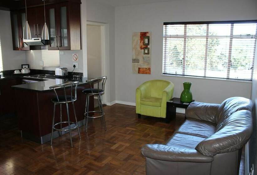 דירת חדר, 10 On Cape Self Catering Apartments