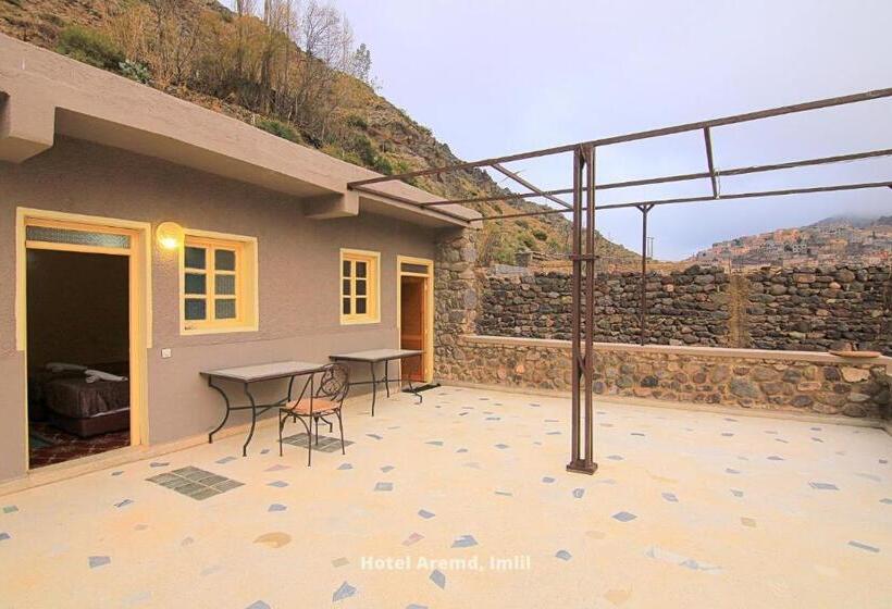 اتاق اکونومی یک تخته, Dar Imperial Aremd