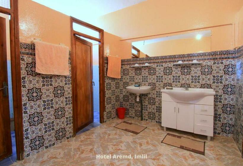 Economy Quadruple Room, Dar Imperial Aremd