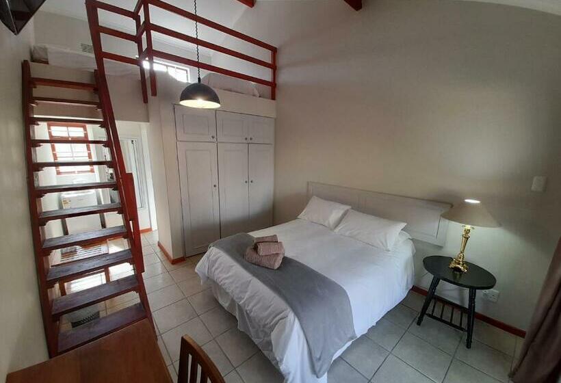 اتاق استاندارد, Baron's Palace