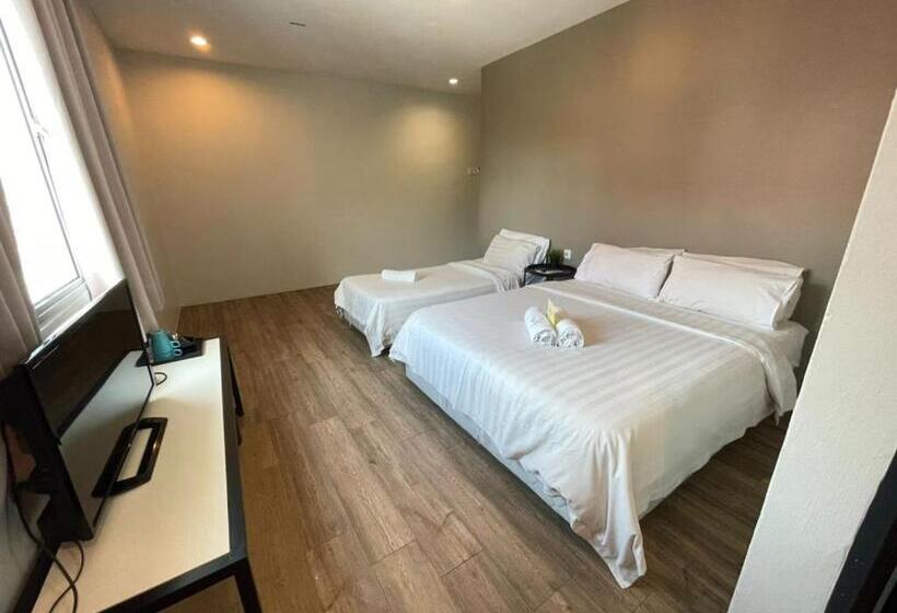 海景豪华三人间, Chariton Hotel Butterworth