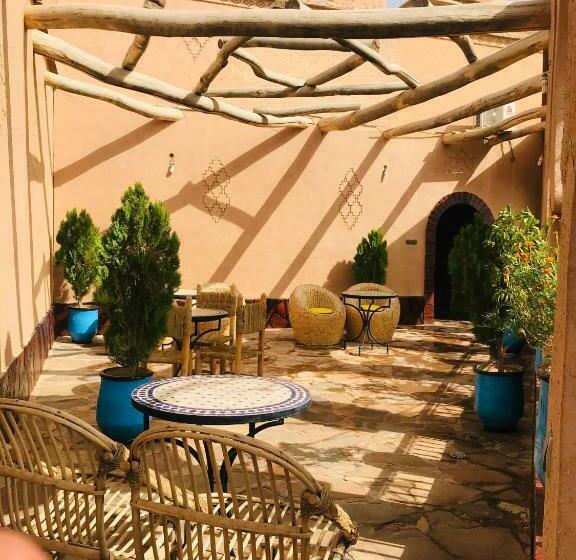 اتاق استاندارد, Kasbah Ennakb