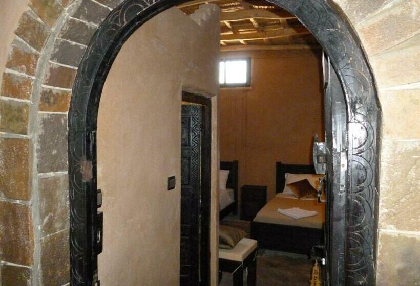 اتاق استاندارد, Kasbah Ennakb