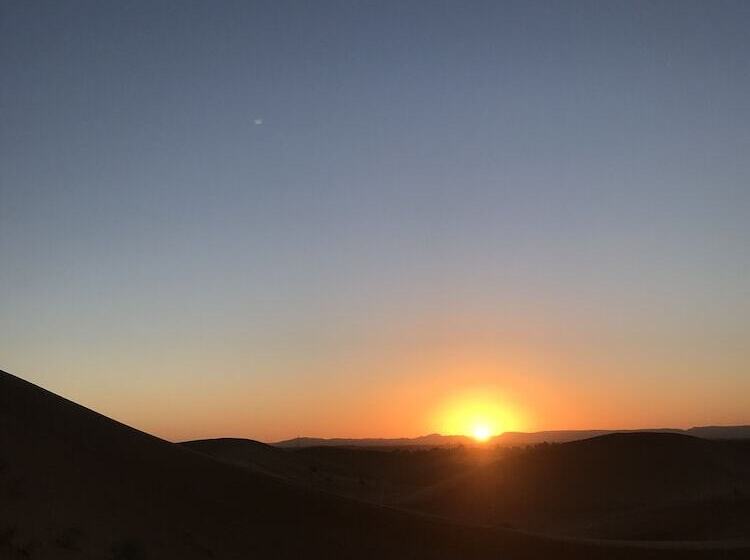 اتاق استاندارد چهار تخته, Kasbah Ennakb