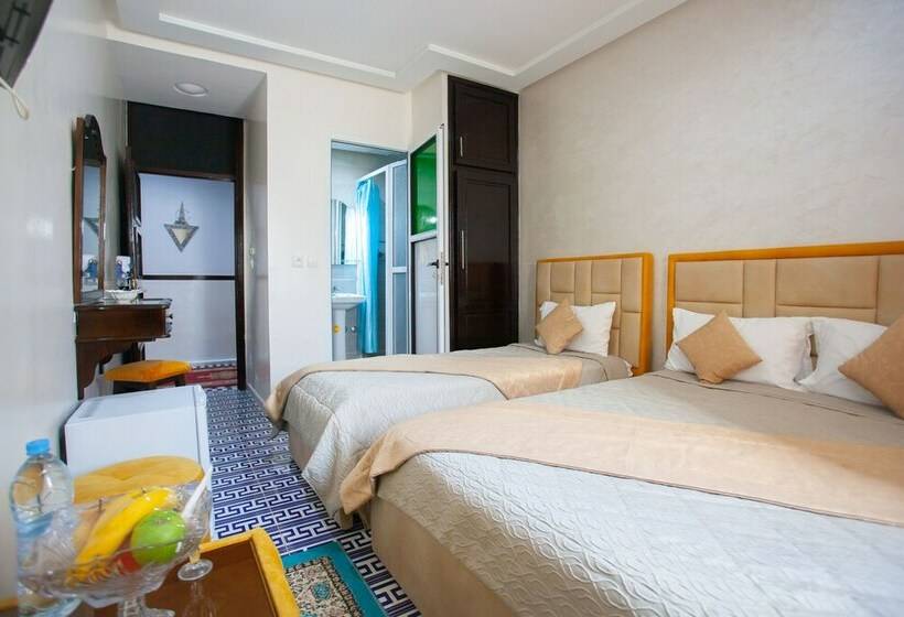 اتاق راحتی سه تخته, Mamora Bay