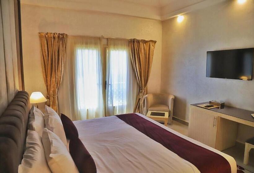 Номер Стандарт, Parador